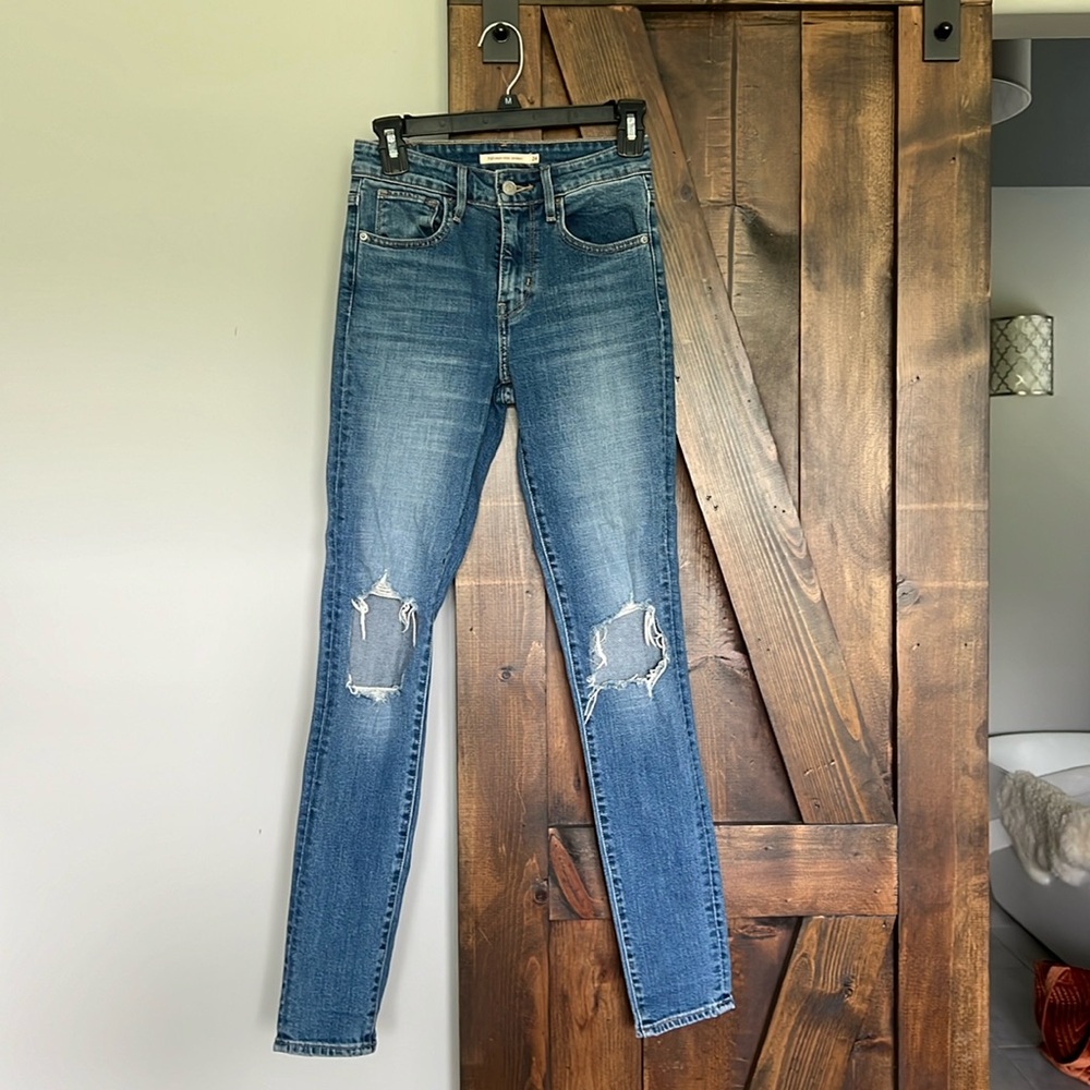721 high rise Levi Jean